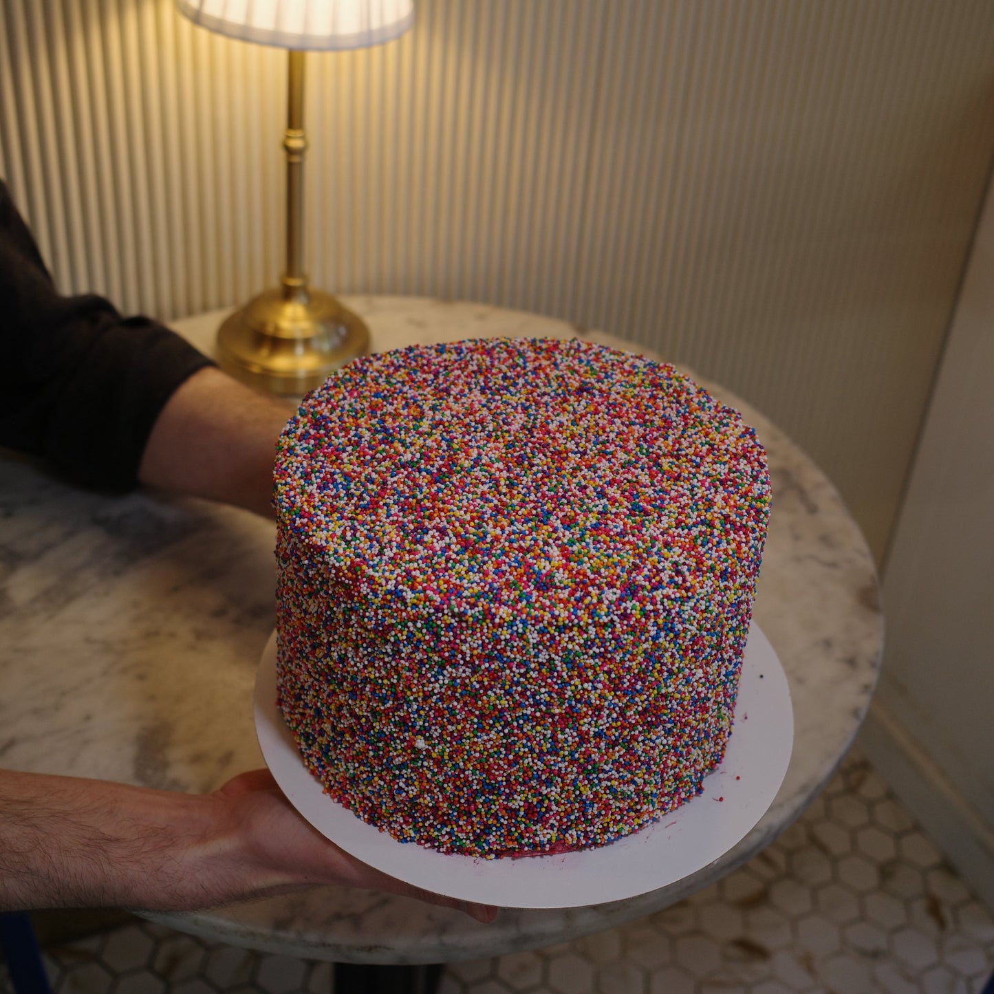 FUNFETTI CAKE 9'