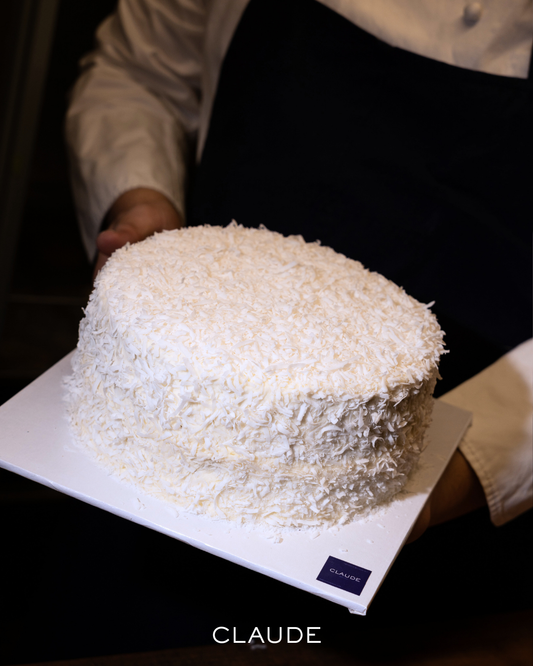 COCO SNOW CAKE 9"